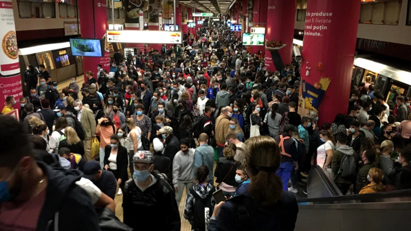 Aglomerație la metrouFoto: Digi 24