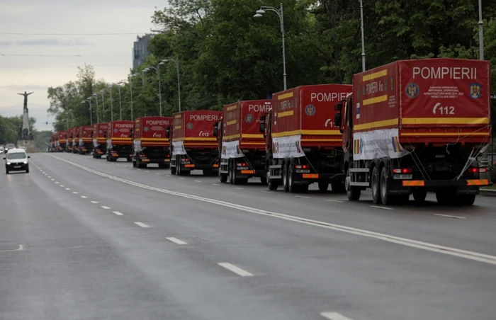 Camioane cu ajutoare pentru Republica Moldova FOTO Inquam Photos / Octav Ganea