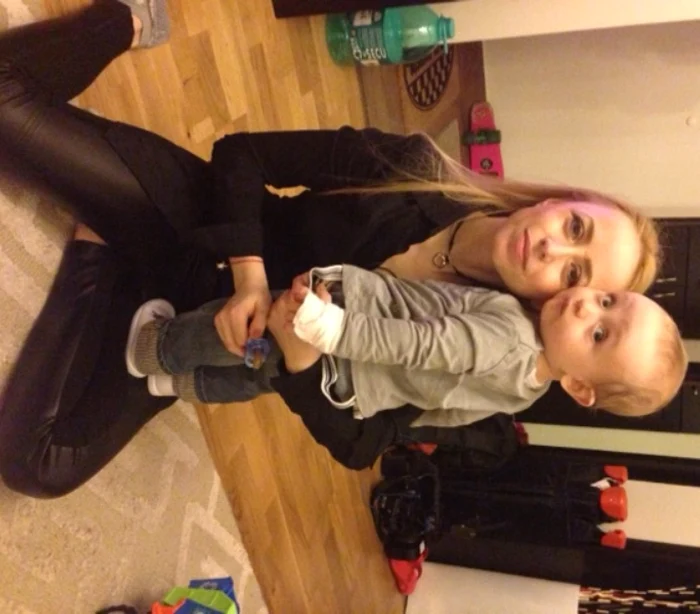 Adan şi-a serbat acasă prima aniversare