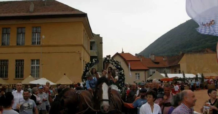 Braşovenii au venit în număr mare la Oktoberfest. Foto:Dan Suciu