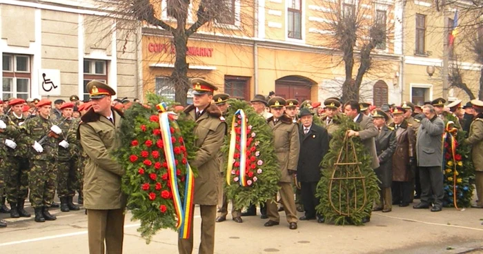 Bistriţenii vor depune coroane în amintirea eroilor