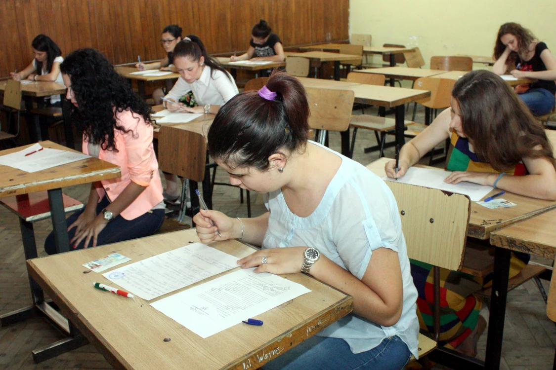 
    Elevii se vor putea întoarce la școală după încetarea stării de urgență  