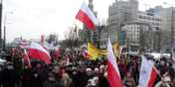 Manifestaţia a început cu o slujbă ţinută în centrul capitalei poloneze