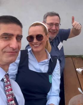 Andreea Esca, din nou la liceul pe care l a iubit enorm! Vedeta a îmbrăcat uniforma, Instagram