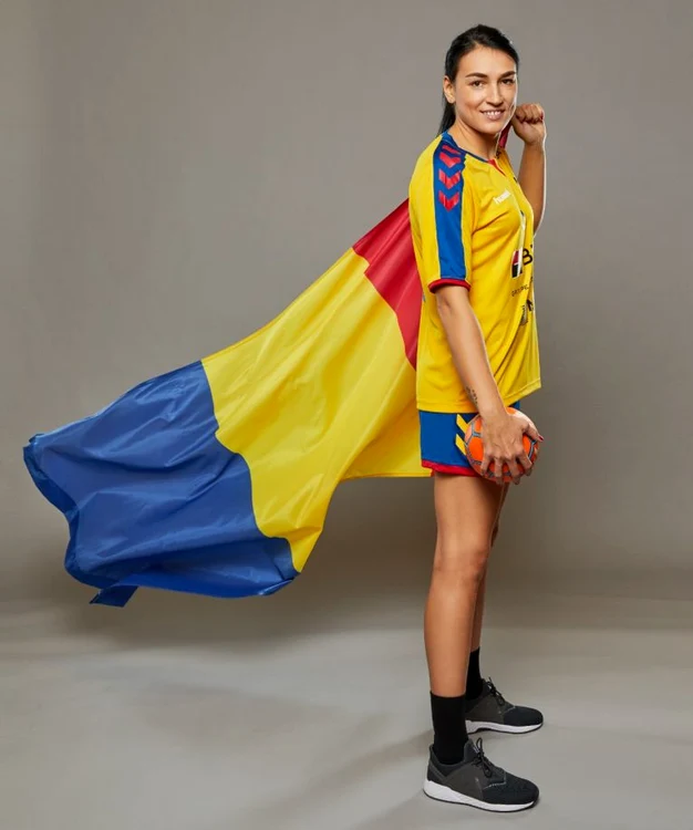 Cristina Neagu va juca din nou sub tricolor