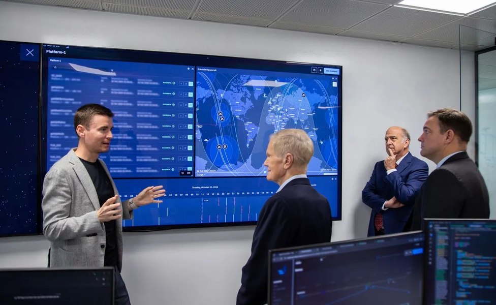 O firmă bulgară atrage un gigant din Silicon Valley. Peter Thiel investește 49 de milioane de dolari în EnduroSat