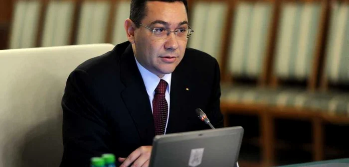 Premierul Victor Ponta doreşte să-şi retragă titlul de doctor   FOTO: gov.ro