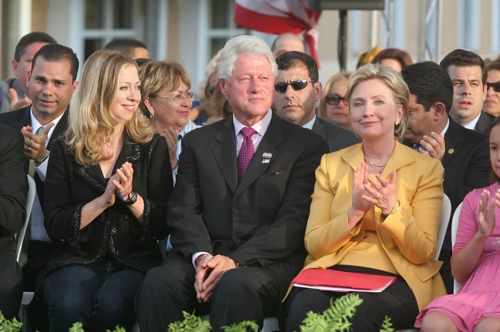 hillary clinton chelsea clinton si bill clinton 85765584 jpeg