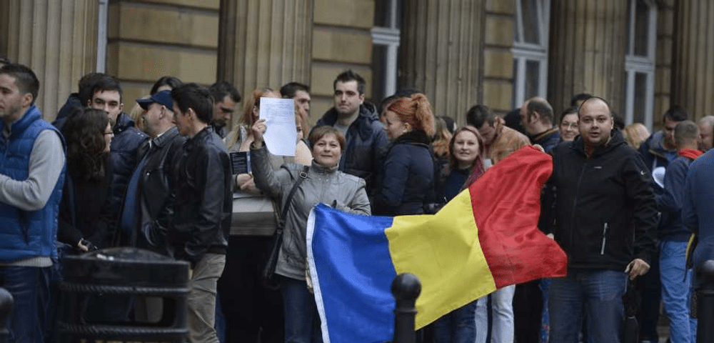 Românii au avut o contribuţie majoră la creşterea numărului de rezidenţi în Anglia şi Ţara Galilor născuţi în străinătate