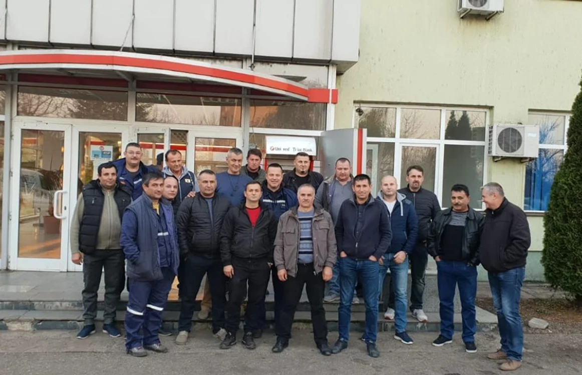 Zeci de persoane au protestat la termocentrala Rovinari