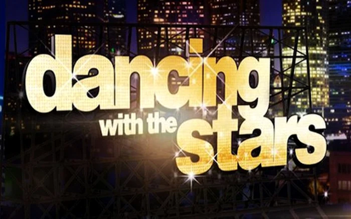 „Dancing with the stars“ este
numele producţiei pe care Antena 1 o pregăteşte, sub coordonarea
Monei Segall, începând cu această toamnă