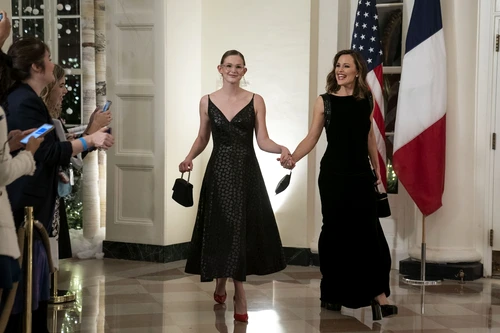 Violet, fiica lui Ben Affleck si a lUi Jennifer Garner, la dineul de stat de la Casa Alba profimedia 0741702911 jpg