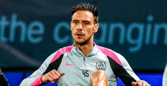 Mario Camora ține steagul sus la CFR FOTO Facebook CFR Cluj
