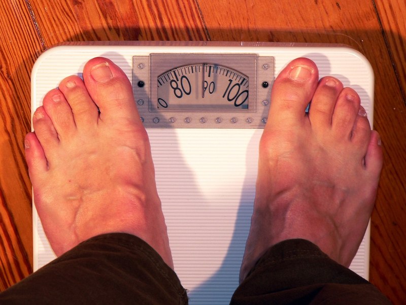 Indicele de masă corporală, interpretat de medici endocrinologi. Când sunt de vină hormonii pentru kilogramele în plus