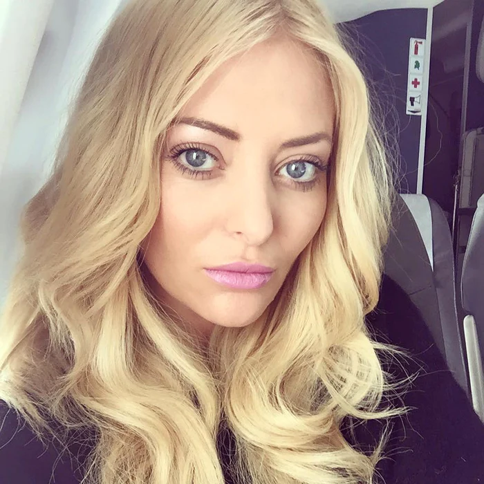 Aceasta este imaginea cu solista în vârstă de doar doi anişoriFoto: Arhivă personală