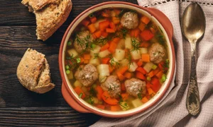 perisoare istock ciorba supa jpg