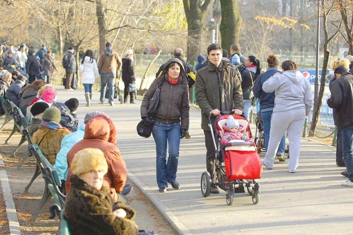 
    Meteorologii anunţă un sfârşit de săptămână cu vreme frumoasă  