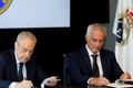 Jose Mourinho si Florentino Perez (Facebook Real Madrid) jpg
