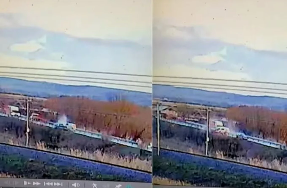 Momentul impactului dintre cele două autovehicule FOTO captură video 