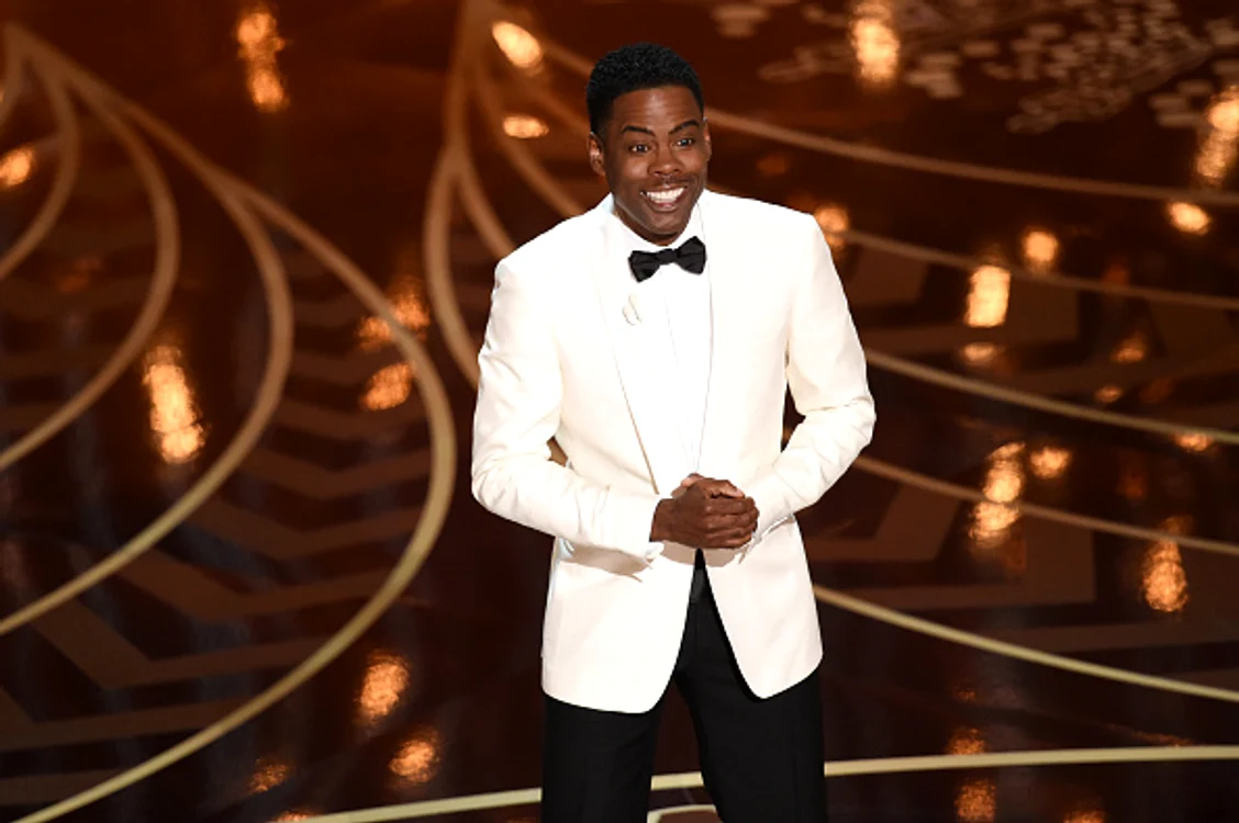 
    Chris Rock, în timpul monologului ținut în calitate de gazdă a galei decernării Premiilor OscarFoto: Getty Images  