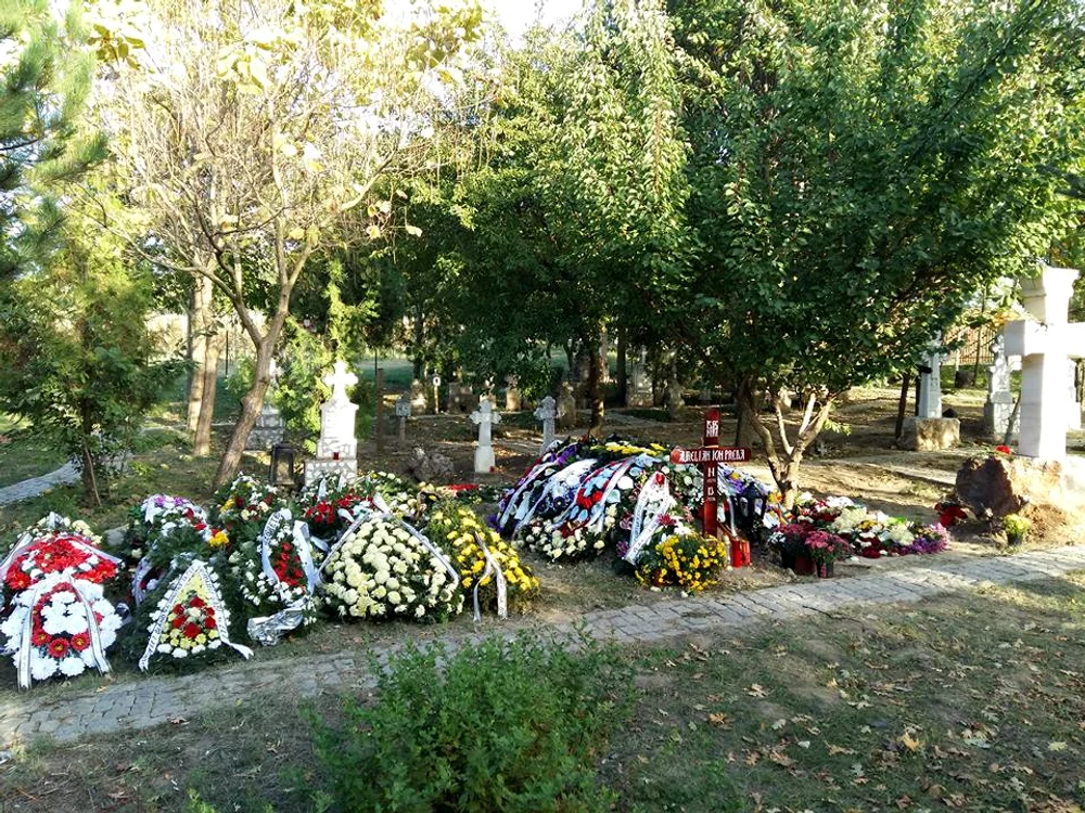 Așa arată mormântul lui Aurelian Preda la câteva zile după înmormântare