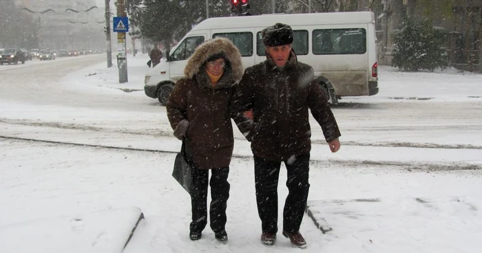 În următoarele zile va fi mai frig. Foto: Adevărul
