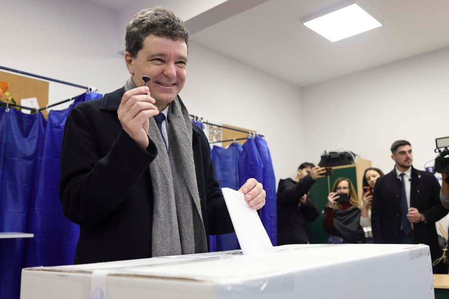 Cu cine a votat Nicușor Dan la alegerile din Capitală: „M-am dezobișnuit să aleg pe altcineva, candidez la poziţia asta din 2012”