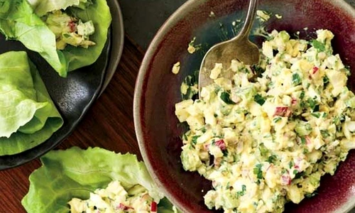 salata oua si curry gravide jpeg