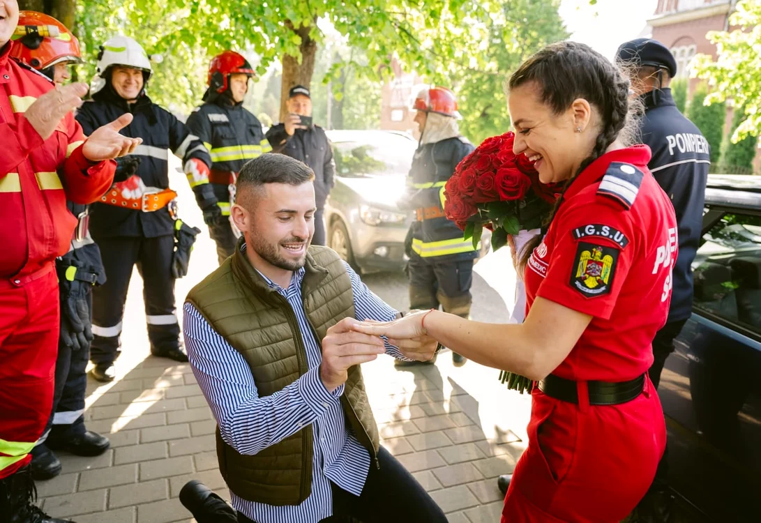 Paula a avut parte de o cere în căsătorie inedităFoto: Facebook ISU Bucovina Suceava