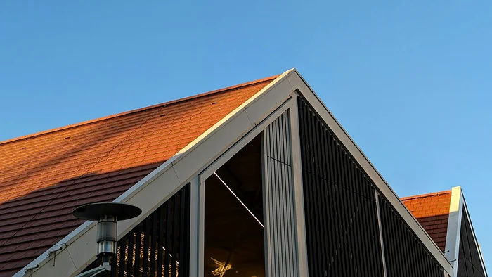 jelle 1dEZeW1GoOI unsplash 16x9 png