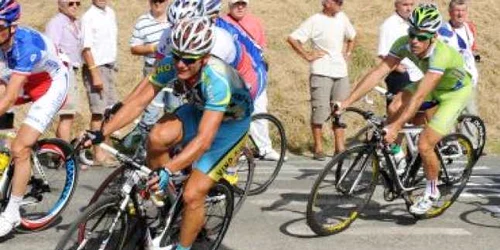 CICLISM: Vinokurov a abandonat în etapa de ieri din Turul Spaniei