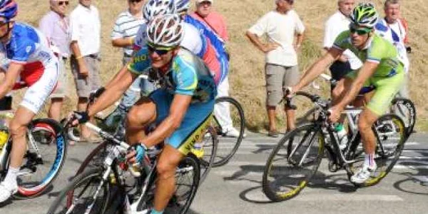 CICLISM: Vinokurov a abandonat în etapa de ieri din Turul Spaniei