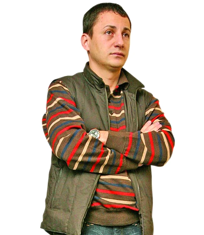 
    Iacov  