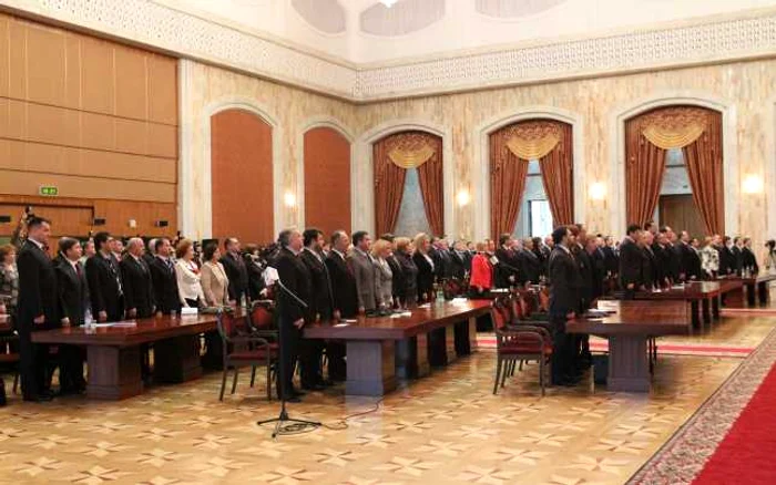 Moment solemn la inaugurarea lucrărilor Parlamentului