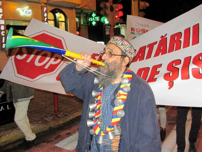 Harry Tavitian, printre protestatari FOTO S.I.