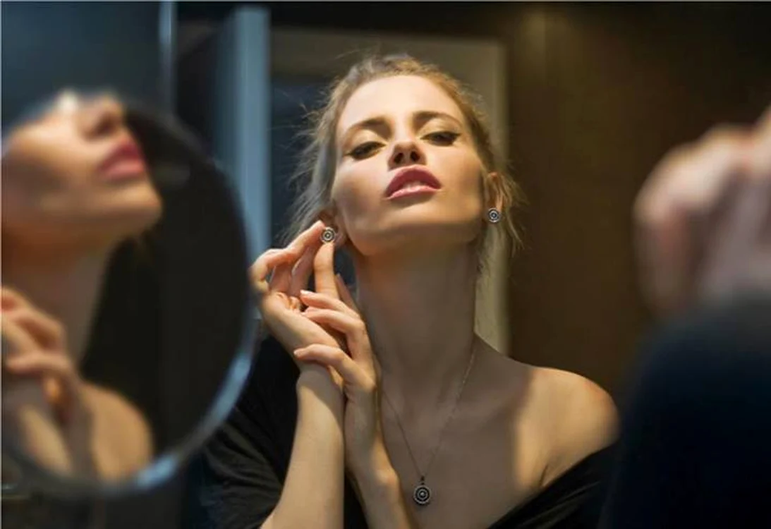 Iulia îşi sărbătoreşte astăzi ziua de naştere