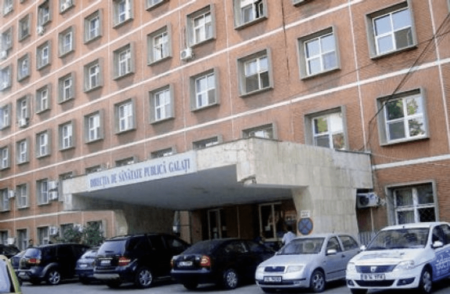 Directorul DSP care a folosit electroşocuri pe un coleg a fost detaşat la Galaţi