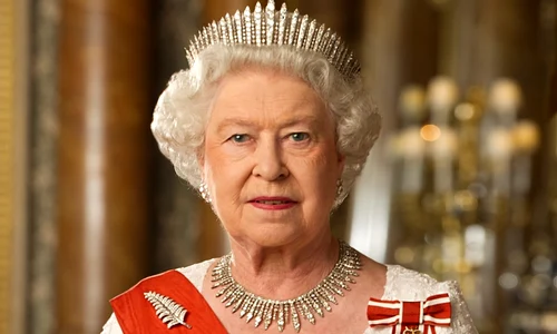 Regina Elisabeta a II-a a Marii Britanii