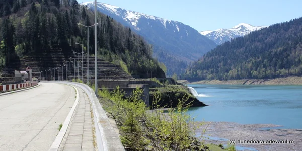 Lacul Gura Apelor din Retezat foto daniel guţă adevarul