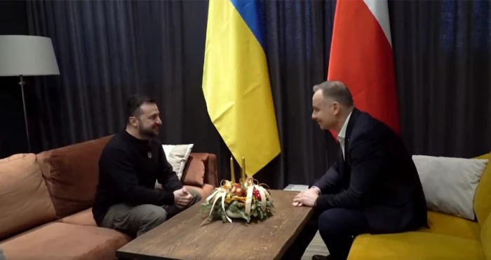 Volodimir Zelenski în timpul unei întâlniri cu Andrzej Duda la întoarcerea din SUA