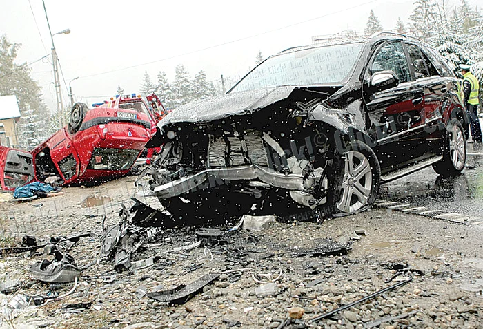 Mercedesul lui Huidu  a distrus un Logan în  care se aflau trei persoane