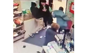 4 actu vanzatoare jpeg