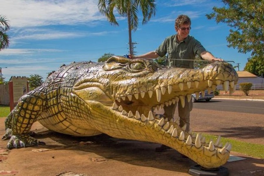 Un cunoscut expert britanic în crocodili recunoaște că a torturat și abuzat sexual peste 40 de câini