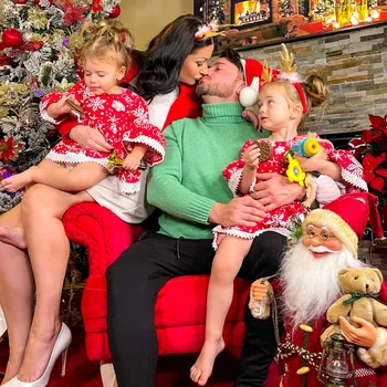 2 gabriela cristea si familia jpg jpeg