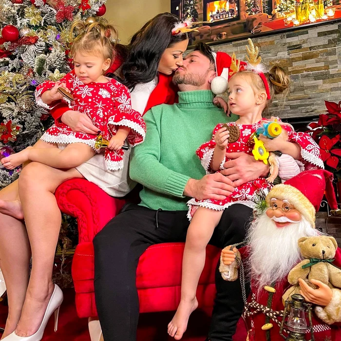 2 gabriela cristea si familia jpg jpeg