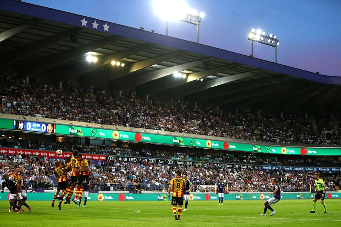 
    Campionatul de fotbal al Belgiei ar putea fi suspendatFoto: Guliver / GettyImages  