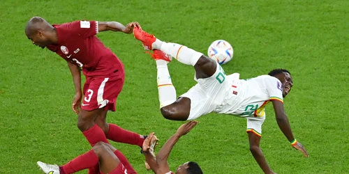 Imagine din meciul dintre Qatar și Senegal la Camiponatul Mondial de Fotbal Qatar 2022. FOTO Getty Images