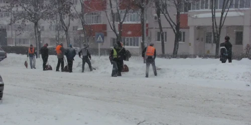 Foto Adevarul/Deţinuţii vor fi folosiţi la curăţarea străzilor de zăpadă 