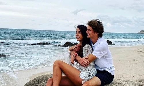 Alexander Zverev și iubita lui de origine română Brenda Patea într una din primele vacanțe împreună jpeg