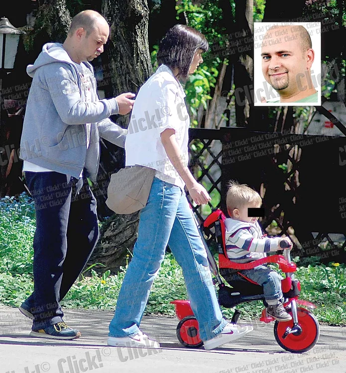 
    Cosmin Seleşi prezintă  emisiunea “Te cunosc  de undeva” de  la Antena 1  